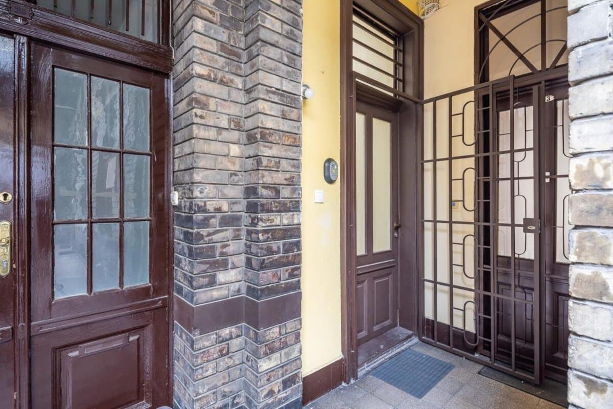 Splendid Perfectly Located Flat With Sauna Apartman Budapest Kültér fotó