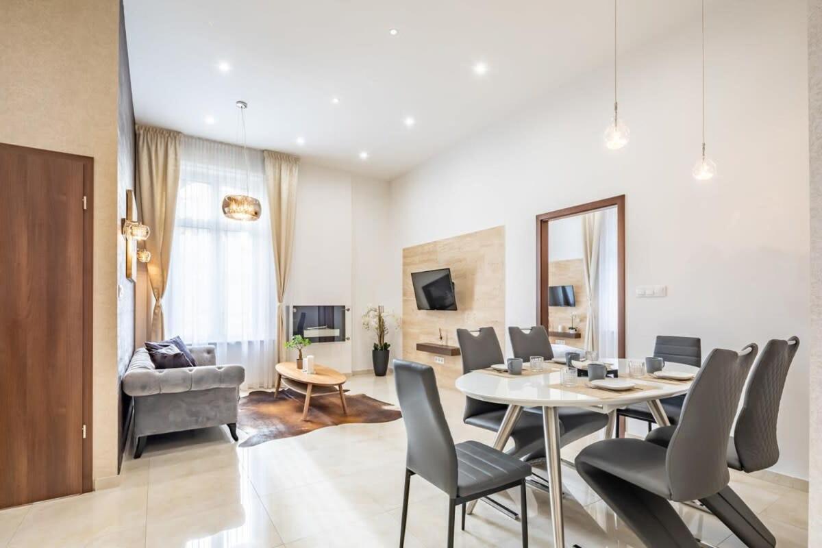 Splendid Perfectly Located Flat With Sauna Apartman Budapest Kültér fotó