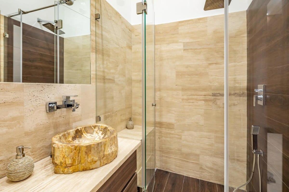 Splendid Perfectly Located Flat With Sauna Apartman Budapest Kültér fotó