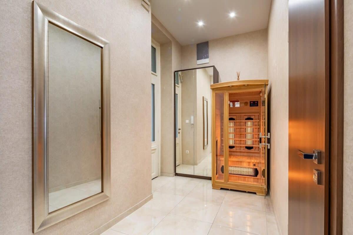 Splendid Perfectly Located Flat With Sauna Apartman Budapest Kültér fotó